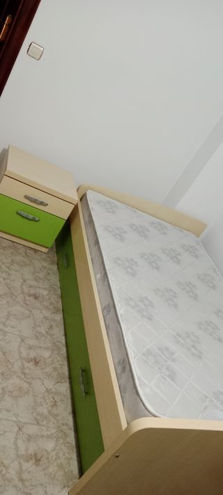 Cama nido infantil( 194 largox113
 + mesita 50x50