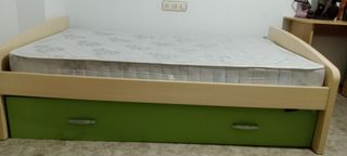 Cama nido infantil( 194 largox113
 + mesita 50x50