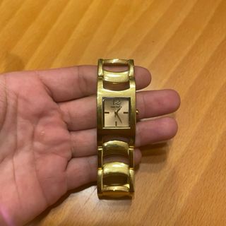 Reloj Time Force dorado