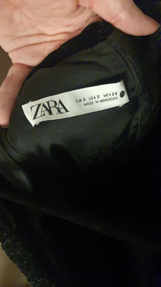 Vestido Zara terciopelo negro - Talla S
