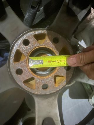 Llantas 18" con neumáticos