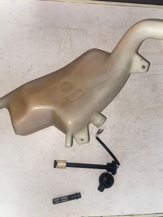 Depósito aceite scooter 49cc