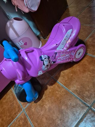 Moto correpasillos Minnie Mouse