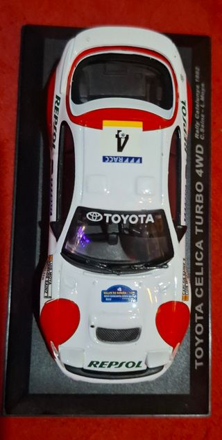 2 coches Carlos sainz Toyota y Ford rs200 1.43 