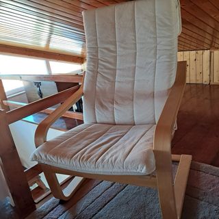 Silla relax de madera beige