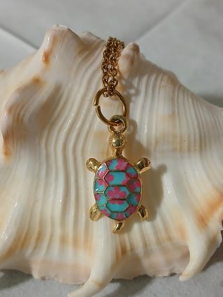 Colgante tortuguita esmalte