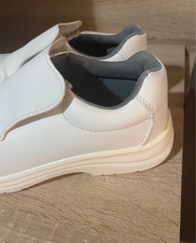 Zapatos seguridad blancos