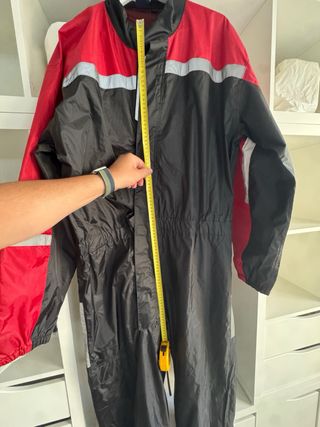 Mono lluvia moto rojo-negro marca Crivit. talla L