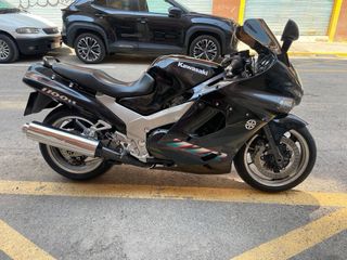 Kawasaki ZZR 1100