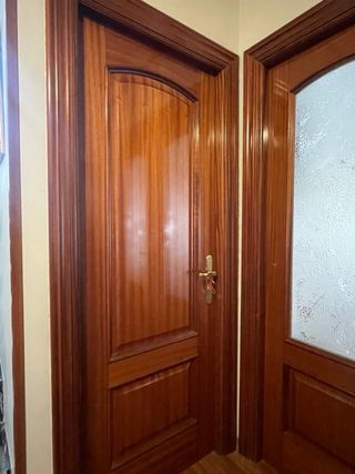 Puertas madera interior casa con manillas incluida