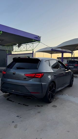 SEAT Leon Cupra 300 DGS6