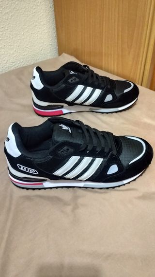 Zapatillas Adidas ZX 750 - Negras