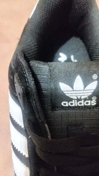 Zapatillas Adidas ZX 750 - Negras