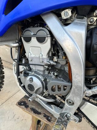 Yamaha YZF 250 Motocross vendo o cambio por enduro