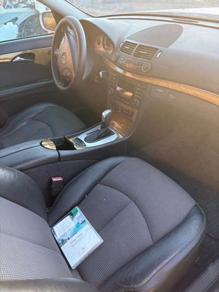 Mercedes-Benz Classe E (214) 2006