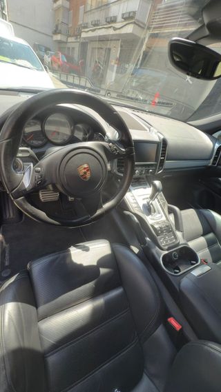 Porsche Cayenne 2010