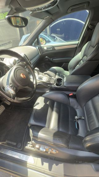 Porsche Cayenne 2010