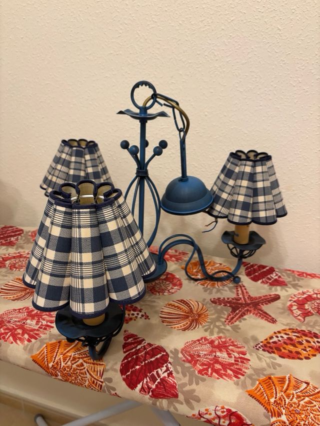 Lámpara techo 3 brazos + lámpara mesilla