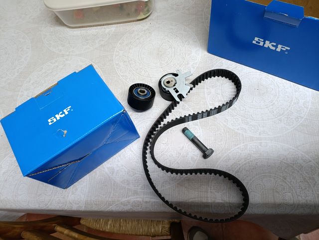 Kit distribución Peugeot 407 2.0 HDI