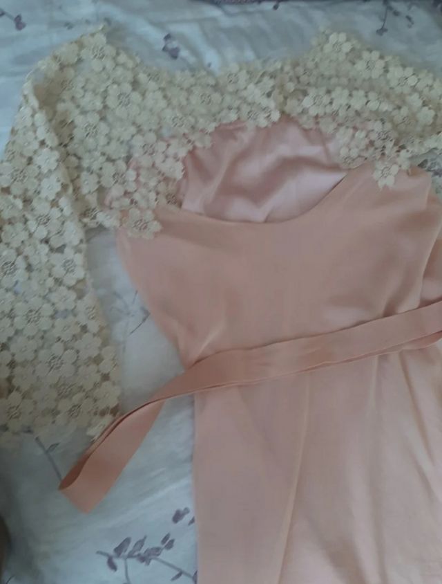 Vestido Intropia encaje rosa palo