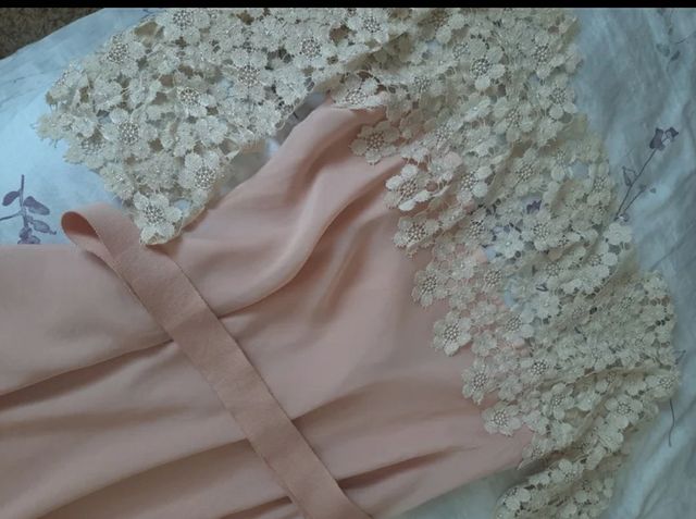 Vestido Intropia encaje rosa palo