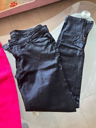 Jeans negro Stradivarius

