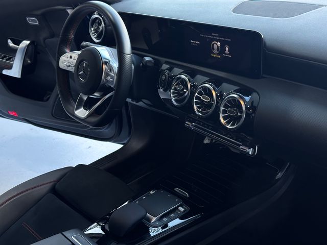 Mercedes-Benz Clase A 200 AMG ‼️25.000KM‼️