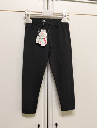 Set di 4 capi di abbigliamento bimba 3/4 anni 
