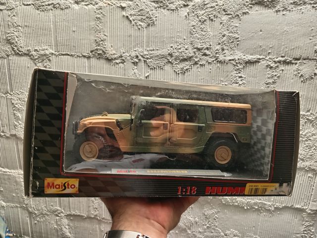 Hummer 1:18 Maisto -Collezione