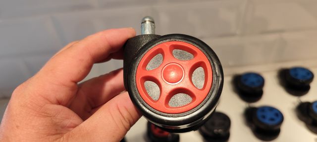 Ruedas giratorias para silla gamer (2€/ unidad)