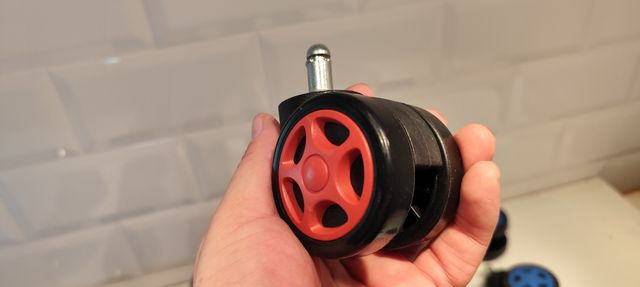 Ruedas giratorias para silla gamer (2€/ unidad)