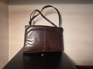 Bolso marrón piel