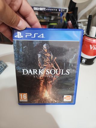 PS4 (PlayStation 4): Bloodborne, Call of Duty: Bla