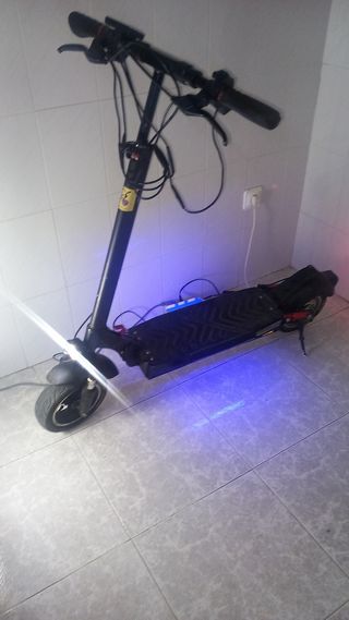 Patinete eléctrico +candado
