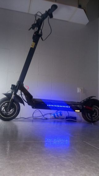 Patinete eléctrico +candado
