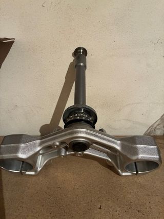 Espigão Forqueta Inferior BMW G310R G310GS