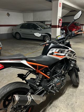 KTM Duke 125