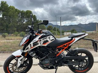 KTM Duke 125