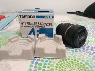 Objetivo Tamron 18-200mm Pentax.