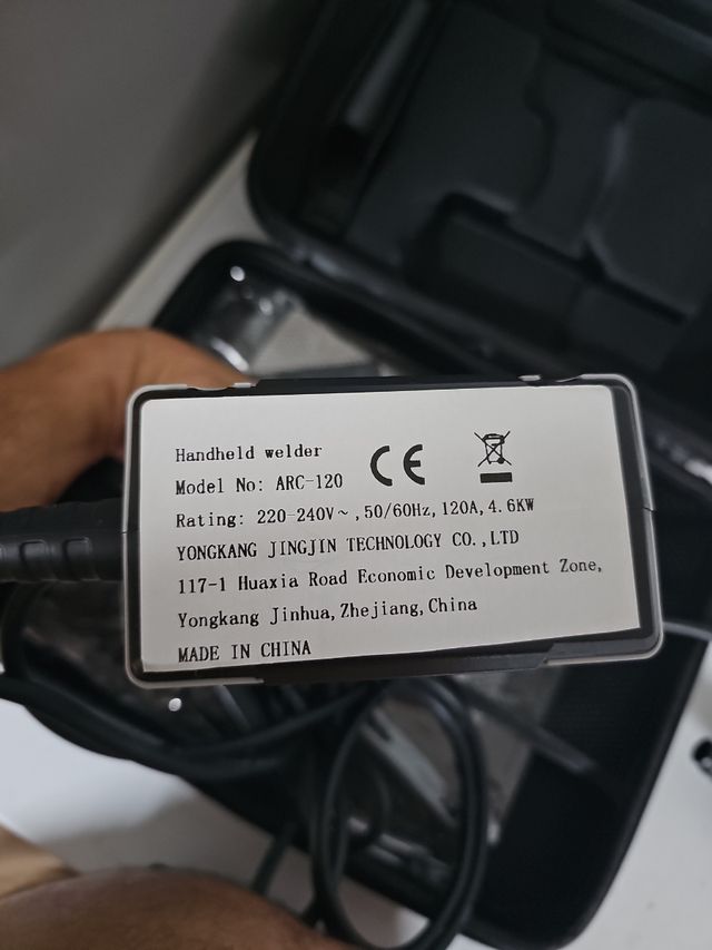 Soldador de mano ARC 120 - 220V