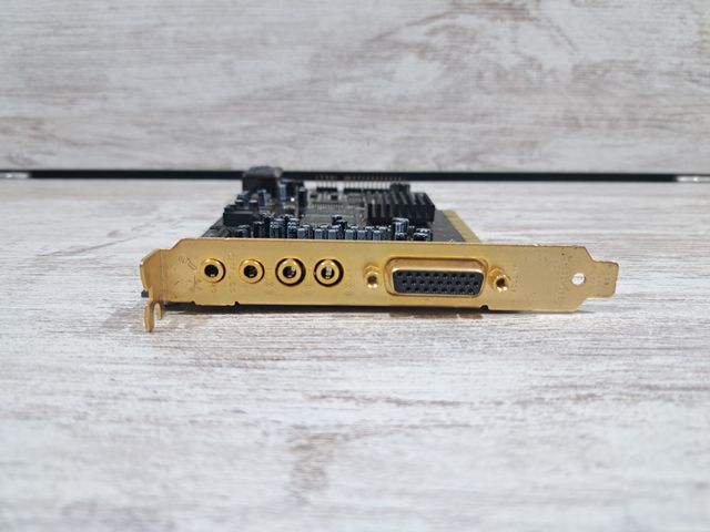 Tarjeta Sonido Creative Sound Blaster X-Fi SB0460