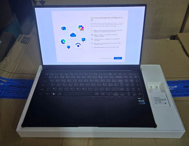 Galaxy BOOK2 PRO I7-1260P 512 GB 16 GB