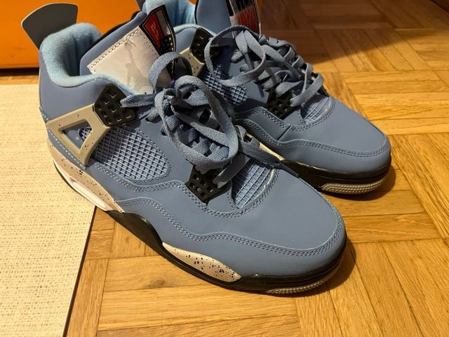 Zapatillas Jordan Retro 4 Azul EU40