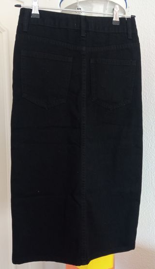 Falda vaquera negra Zara Woman Premium talla XS