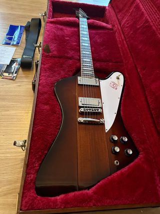 Gibson Firebird 2020 - Guitarra