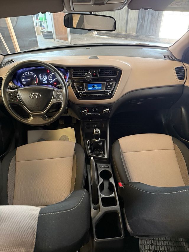 Hyundai i20 2017 “SOLO 80.000KM ITV 2027”