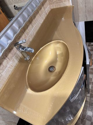 Mueble baño curvo semi-nuevo regalo espejo