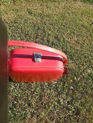 Maleta Vintage Roja años 60