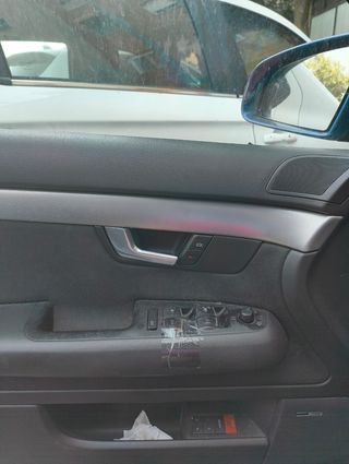 Audi A4 Avant 2001 (SEVILLA)