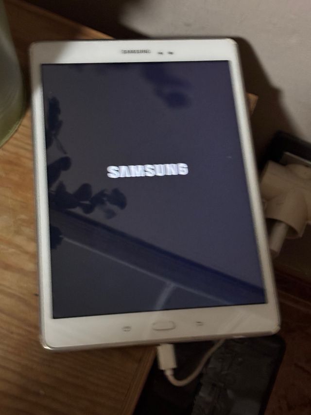 Samsung Galaxy Tab A blanca